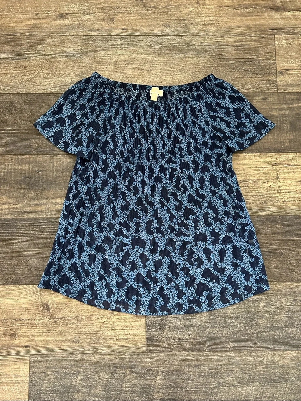 Michael Kors Off the Shoulder Blouse Womens Size M Blue Pleated Floral Metallic